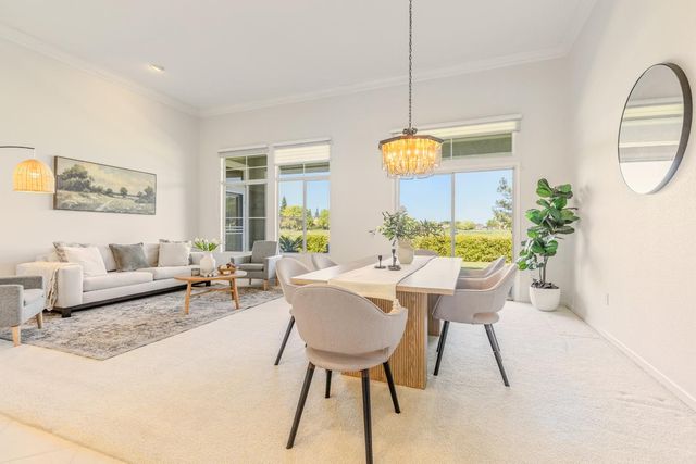 6360 Rose Garden Ln, Roseville, CA 95747