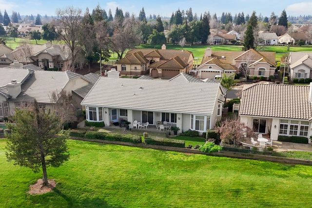 6360 Rose Garden Ln, Roseville, CA 95747