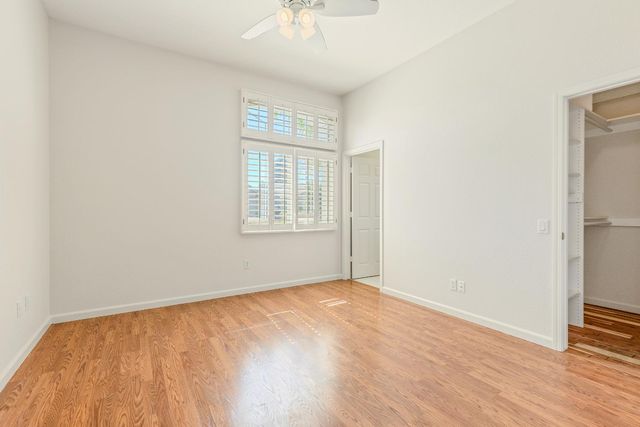 6360 Rose Garden Ln, Roseville, CA 95747