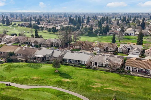 6360 Rose Garden Ln, Roseville, CA 95747