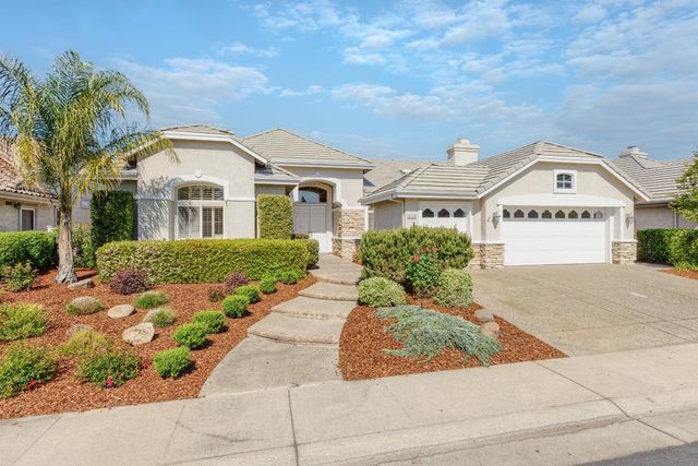 6360 Rose Garden Ln, Roseville, CA 95747