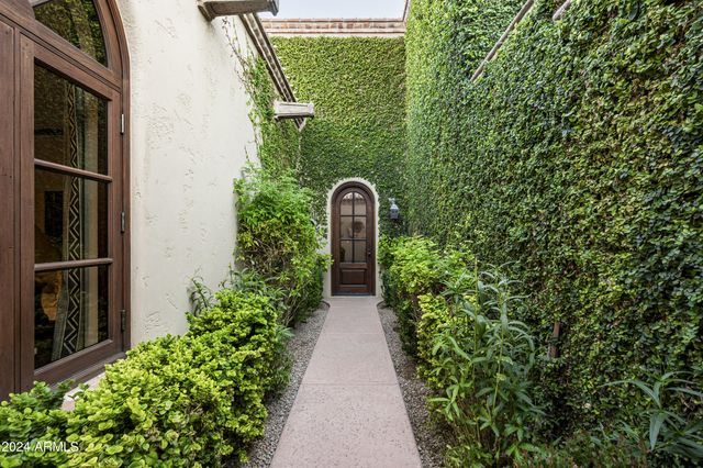 6161 N 59TH Place, Paradise Valley, AZ 85253