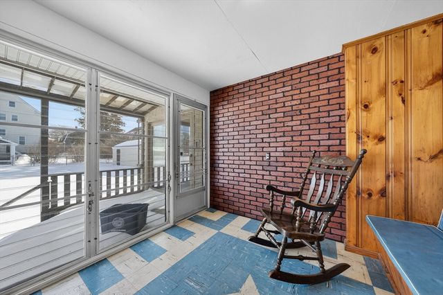 32 Watson St, New Bedford, MA 02740