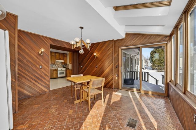 32 Watson St, New Bedford, MA 02740