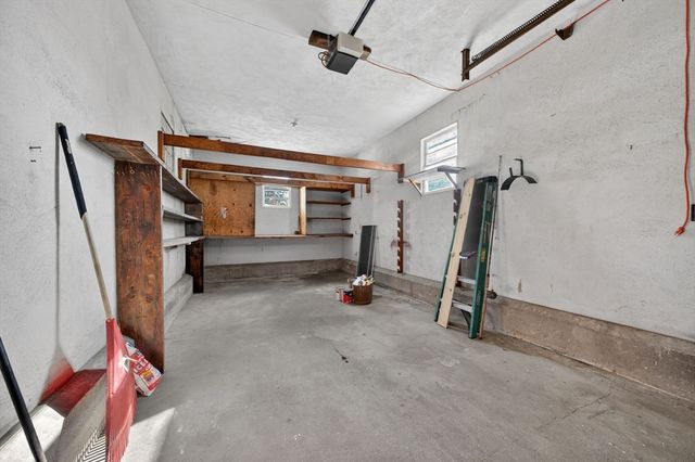 32 Watson St, New Bedford, MA 02740