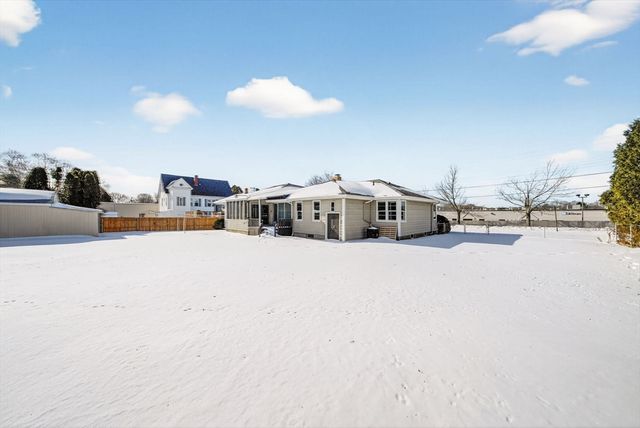 32 Watson St, New Bedford, MA 02740