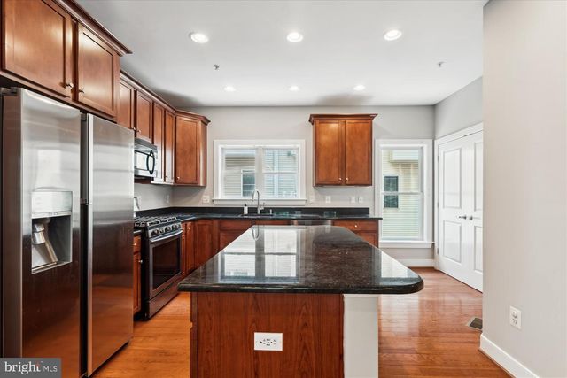 5607 44TH AVE, Hyattsville, MD 20781