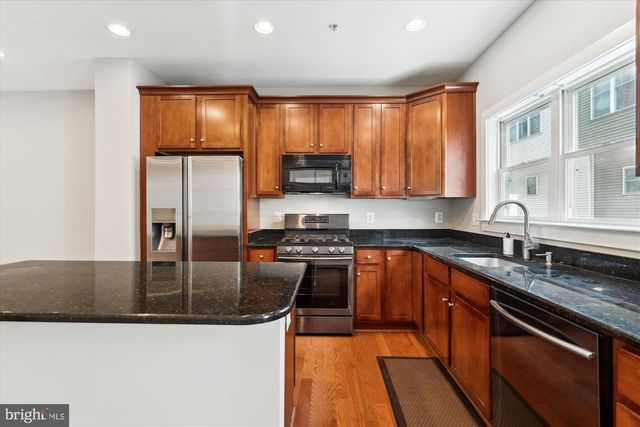 5607 44TH AVE, Hyattsville, MD 20781