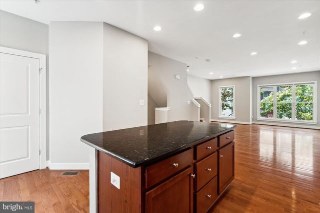 5607 44TH AVE, Hyattsville, MD 20781