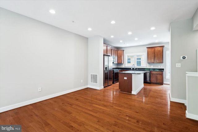 5607 44TH AVE, Hyattsville, MD 20781