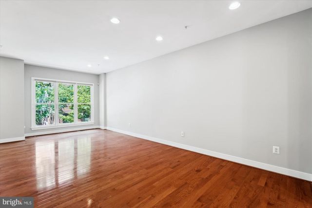5607 44TH AVE, Hyattsville, MD 20781