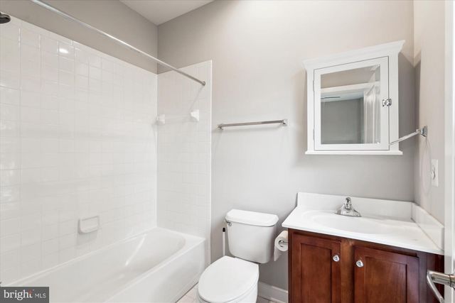5607 44TH AVE, Hyattsville, MD 20781