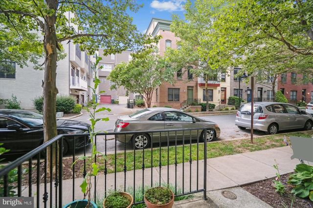 5607 44TH AVE, Hyattsville, MD 20781