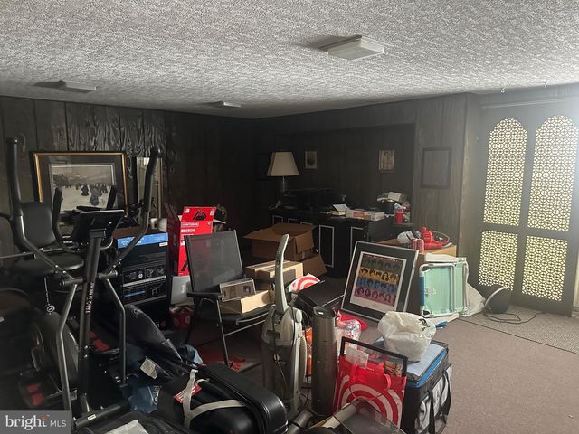 618 ARTWOOD DR, Philadelphia, PA 19115