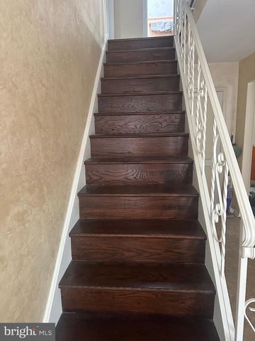 618 ARTWOOD DR, Philadelphia, PA 19115