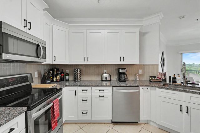 4306 BAYSIDE VILLAGE DRIVE 301, Tampa, FL 33615