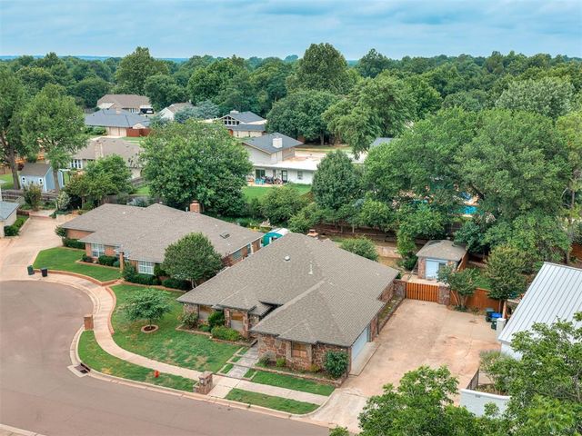 3609 Hampton Court, Norman, OK 73072