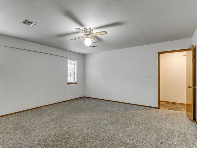 3609 Hampton Court, Norman, OK 73072
