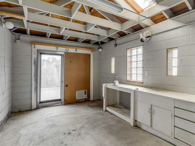 3609 Hampton Court, Norman, OK 73072