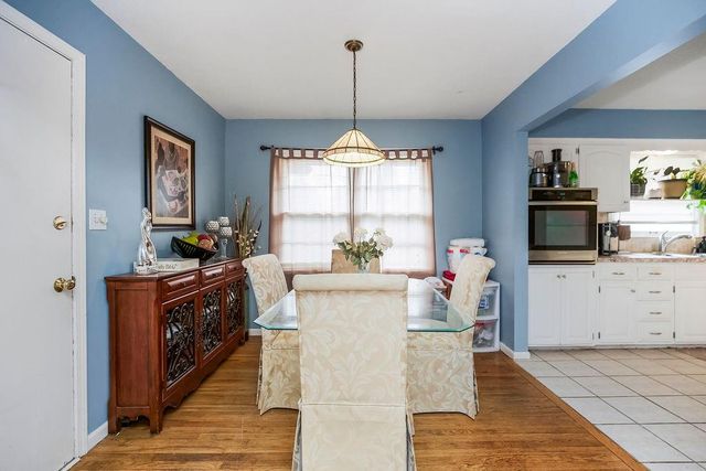 8301 E 104th Terrace, Kansas City, MO 64134