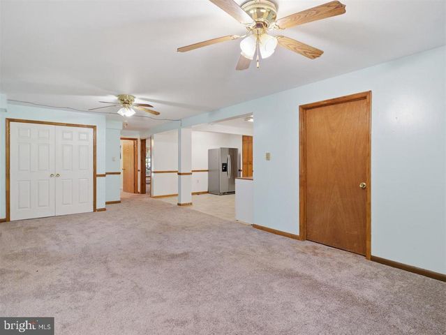 2915 FRY RD, Jefferson, MD 21755