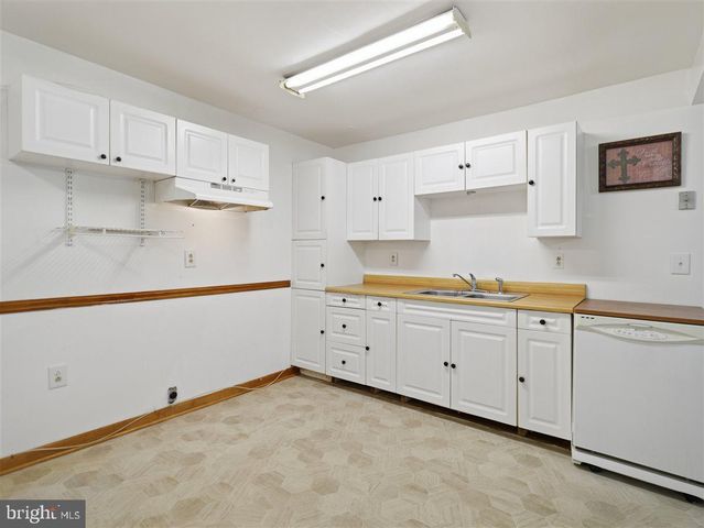 2915 FRY RD, Jefferson, MD 21755