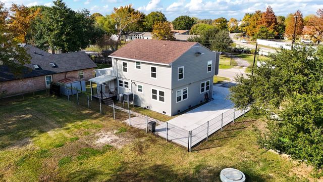 3207 Brownie Campbell Road, Houston, TX 77086