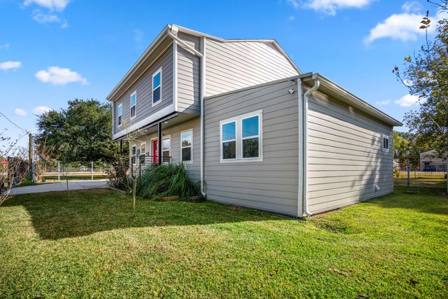 3207 Brownie Campbell Road, Houston, TX 77086