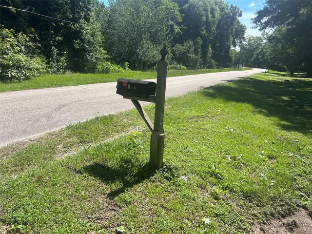 938 County Road 4700, Dayton, TX 77535
