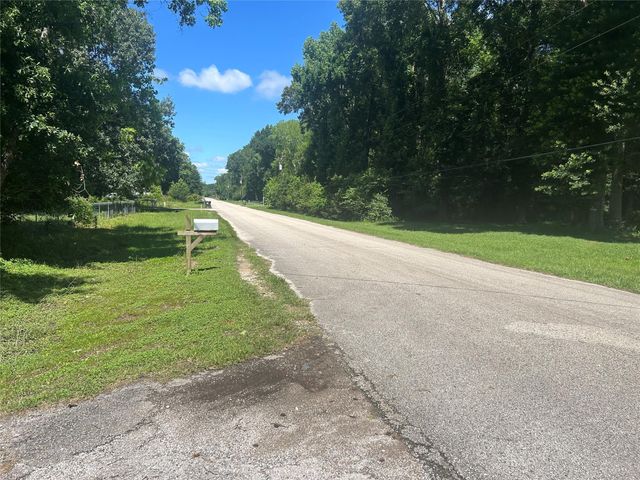 938 County Road 4700, Dayton, TX 77535