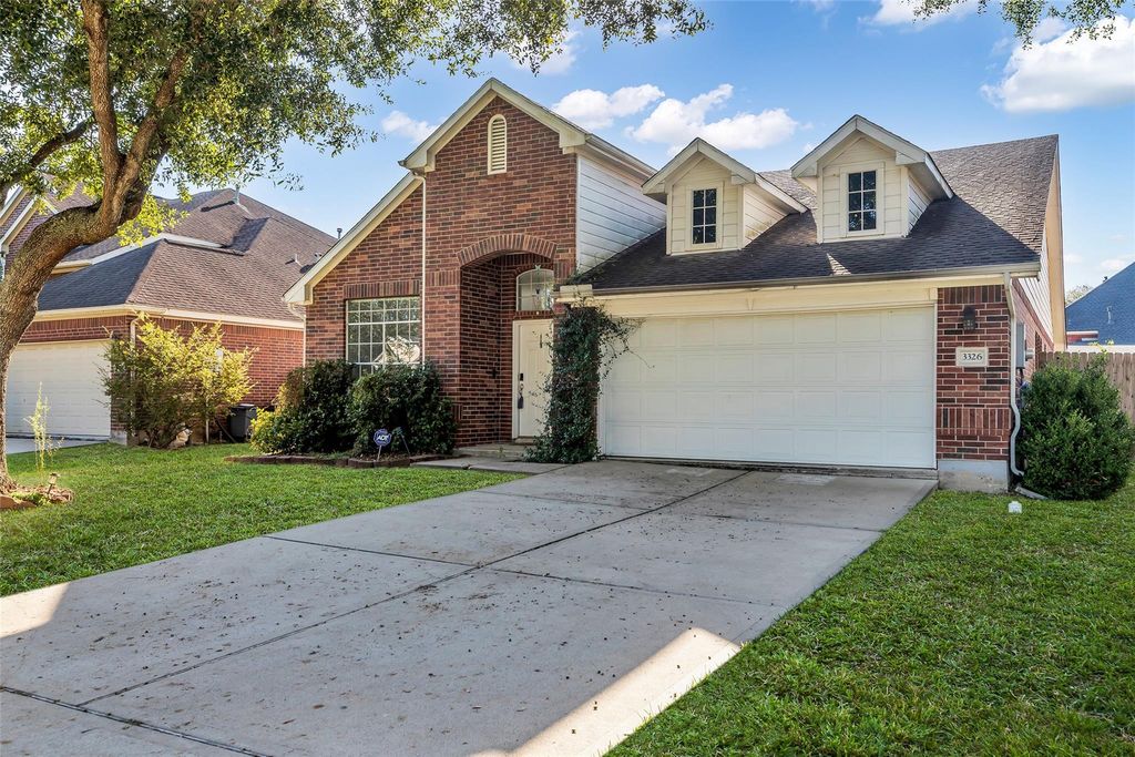 3326 Pebble Beach Lane, Pearland, TX 77584