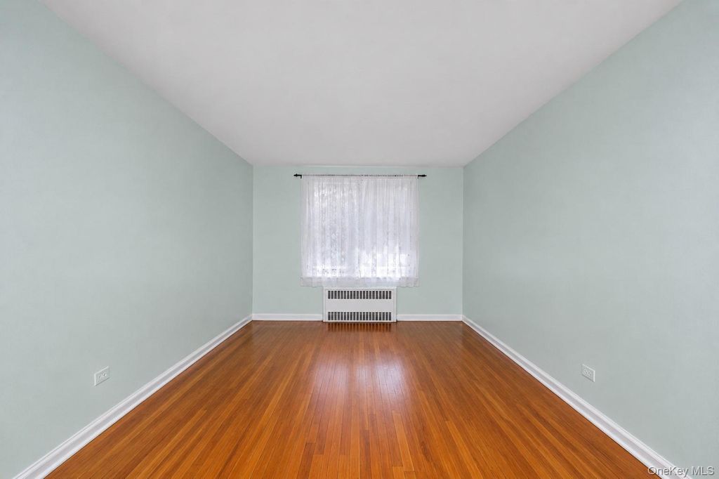 83-85 Woodhaven Boulevard 3R, Woodhaven, NY 11421 — photo 2