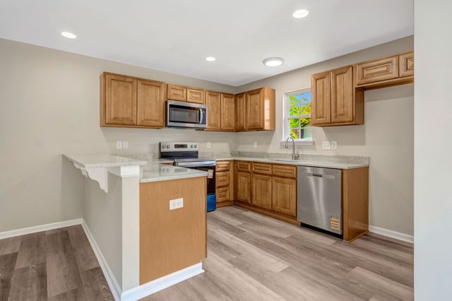 406 Matthews Ct, Nashville, TN 37207