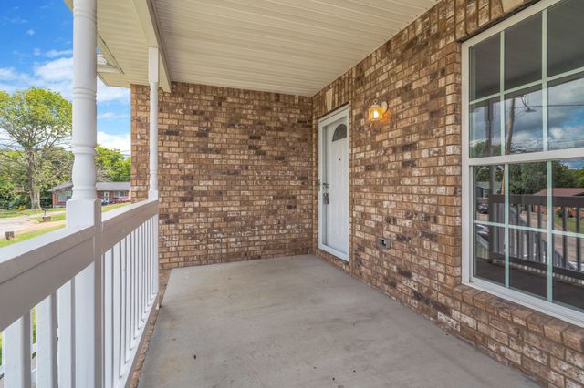 406 Matthews Ct, Nashville, TN 37207