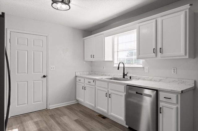 38 Davis Road, Ringgold, GA 30736