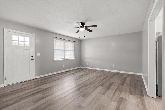 38 Davis Road, Ringgold, GA 30736