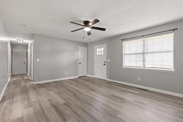 38 Davis Road, Ringgold, GA 30736