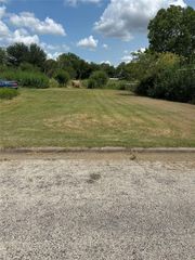 0000 N Caldwell ST, Giddings, TX 78942