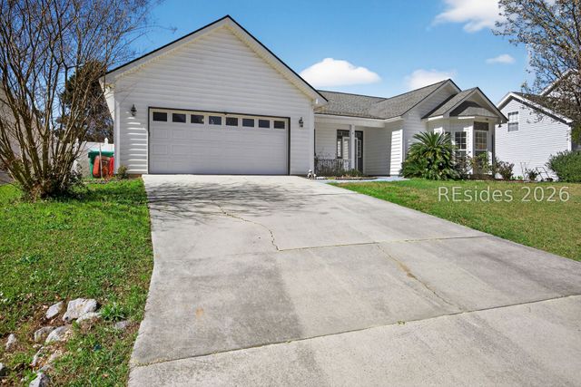 8 Parrot Creek Dr, Okatie, SC 29909