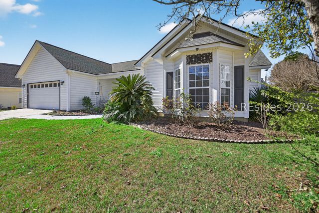 8 Parrot Creek Dr, Okatie, SC 29909