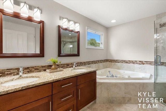 7007 Goldenrod Avenue, Rockford, MI 49341