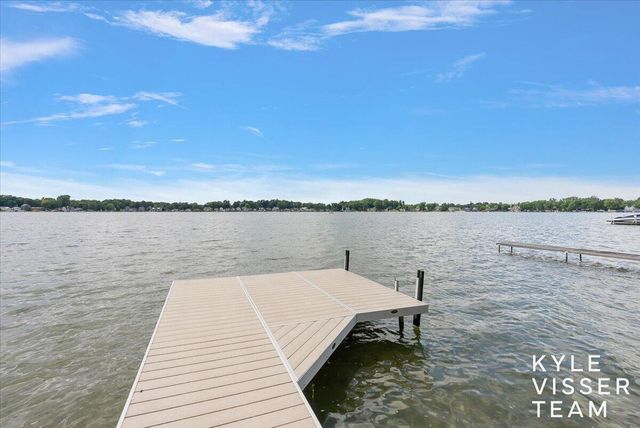 7007 Goldenrod Avenue, Rockford, MI 49341