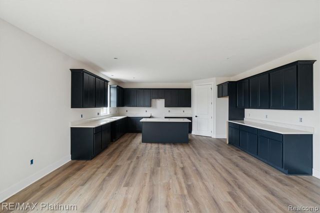 3321 Outback Trail, Pinckney, MI 48169