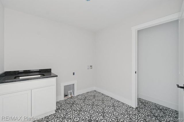 3321 Outback Trail, Pinckney, MI 48169