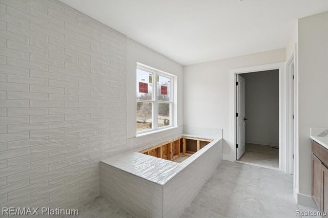 3321 Outback Trail, Pinckney, MI 48169