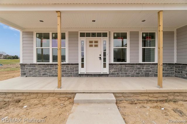 3321 Outback Trail, Pinckney, MI 48169