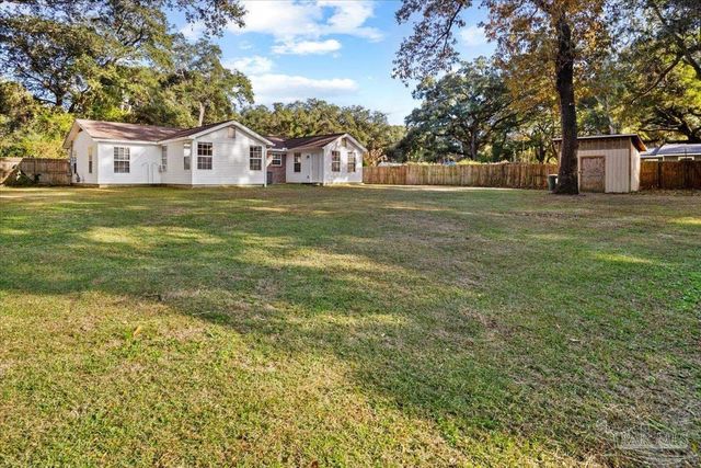 6121 Rawson Ln, Pensacola, FL 32503