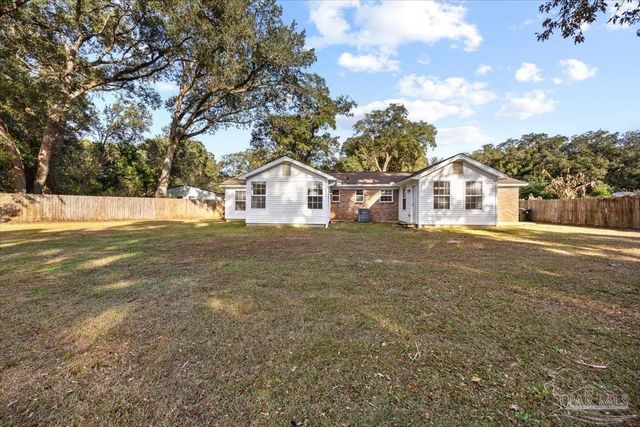 6121 Rawson Ln, Pensacola, FL 32503