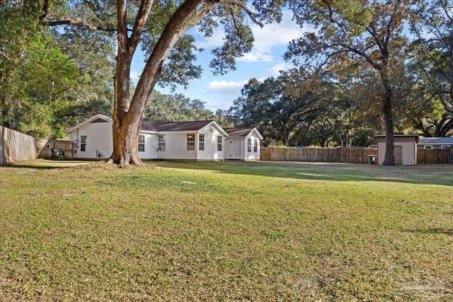 6121 Rawson Ln, Pensacola, FL 32503