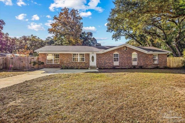 6121 Rawson Ln, Pensacola, FL 32503